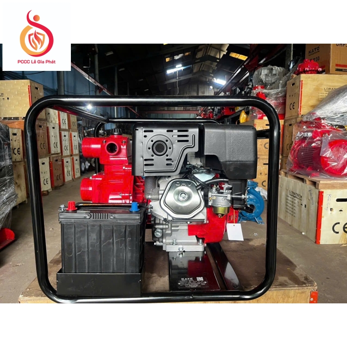 Máy Bơm Xăng KATO 15HP